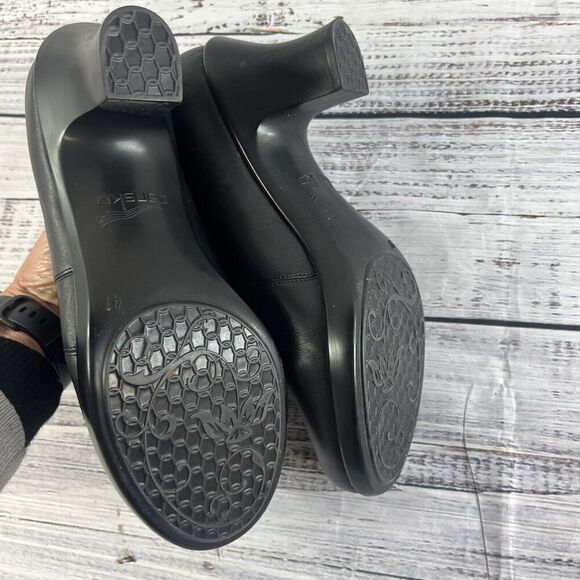 Dansko Heels Pumps Shoes size 41 10.5 Black Leather Slip On Closed Toe Comfort - Picture 7 of 9